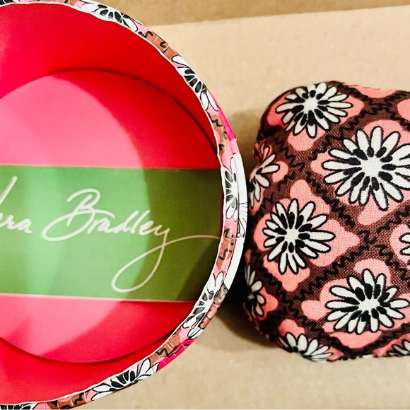 Vera Bradley Mocha Rouge pink & brown.. retired watch​ - Picture 4 of 8